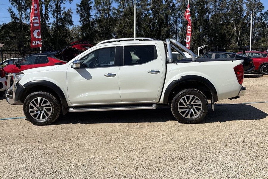 2017 Nissan Navara D23 ST-X Dual Cab Pickup Image 9