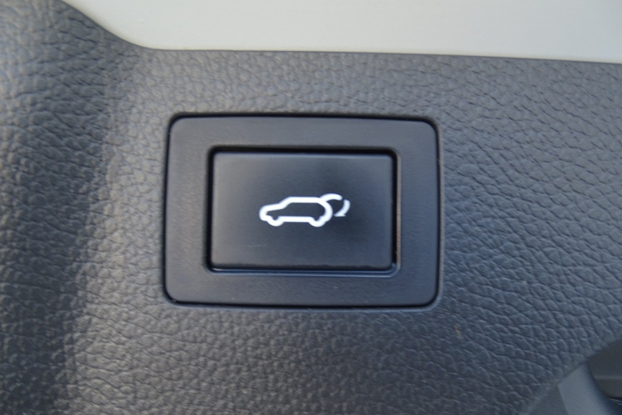 2014 MY15 Hyundai Santa Fe DM2 Elite Wagon Image 17