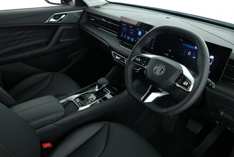 2025 MG HS AS33 Essence SUV Image 24