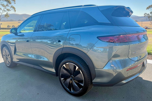 2025 MY26 BYD SEALION 8  Premium AWD SUV Image 6