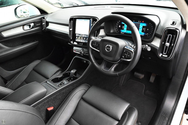 2026 Volvo XC40 XZ Plus B4 SUV Image 5