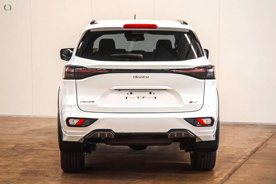 2026 MY25.5 Isuzu MU-X RJ X-TERRAIN SUV Image 3