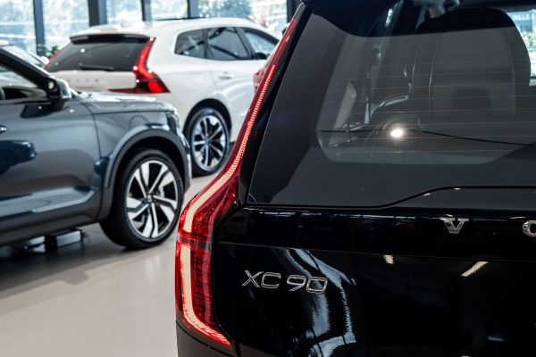 2026 Volvo XC90 L Series Plus B5 Bright SUV Image 9