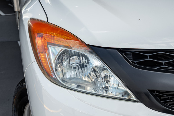 2014 Mazda BT-50 XT Hi-Rider Cab Chassis Image 17