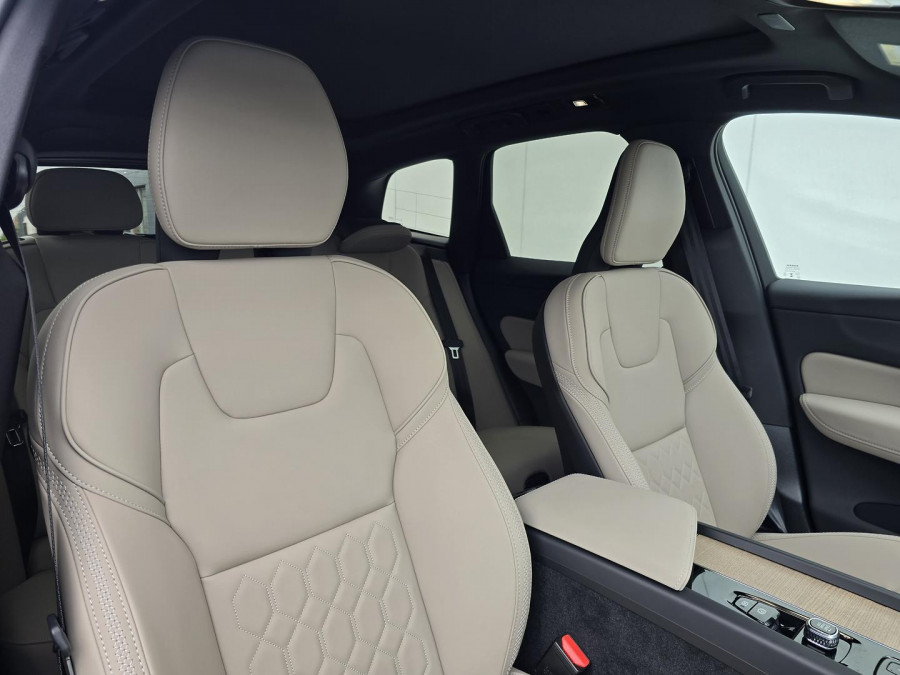 2026 Volvo XC60 UZ Plus B5 Bright SUV Image 15