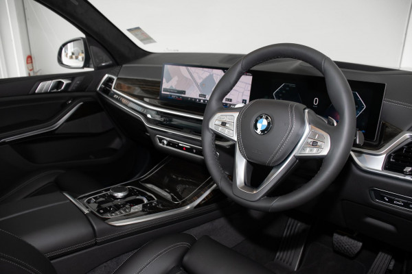 2025 BMW X7 G07 LCI xDrive40d Design Pure Excellence SUV