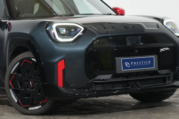 2025 MINI Aceman Jcw E Hatch Image 2