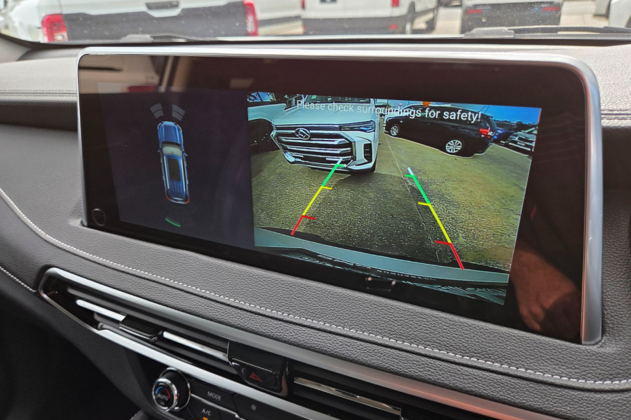 2024 LDV D90 Executive SUV Image 16