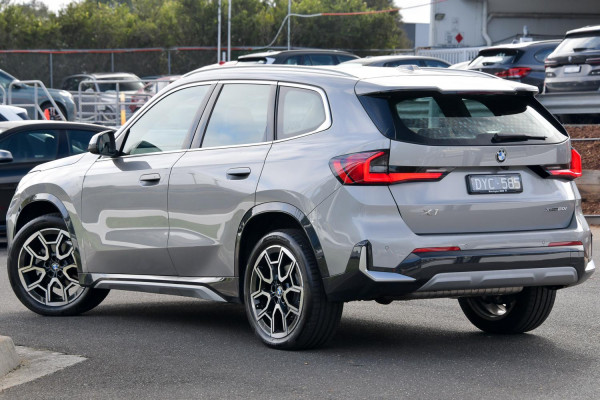 2025 BMW X1 U11 xDrive20i SUV image 2