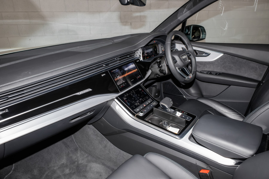 2025 Audi Q7 4M 55 TFSI S line SUV