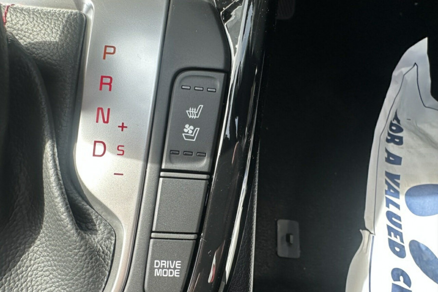 2024 Kia Cerato BD GT Hatch Image 19