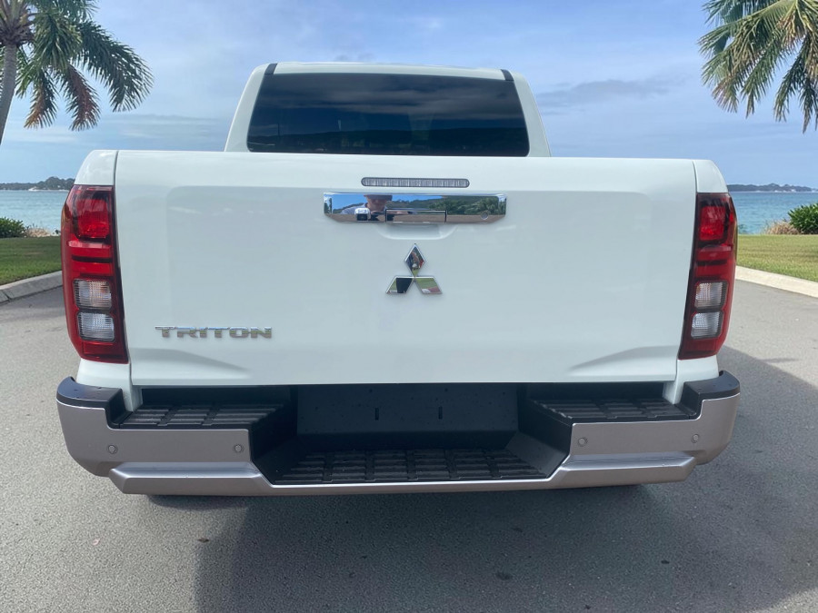 2025 Mitsubishi Triton MV GLS Ute Image 5
