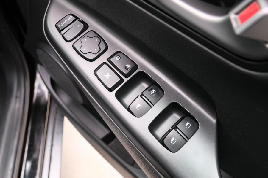 2019 MY20 Hyundai KONA OS.3 Highlander SUV Image 13