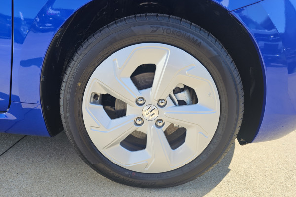 2025 Suzuki Swift UZ Hybrid Plus Hatch Image 11