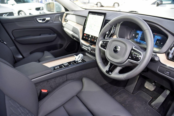 2025 MY26 Volvo XC60 UZ Plus B5 Bright SUV Image 6