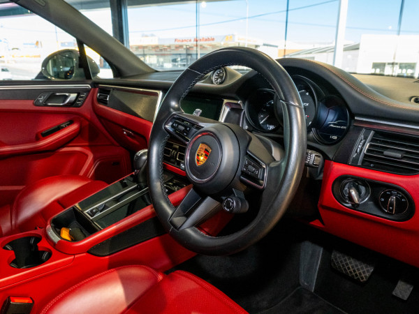2022 MY23 Porsche Macan 95B GTS SUV image 8