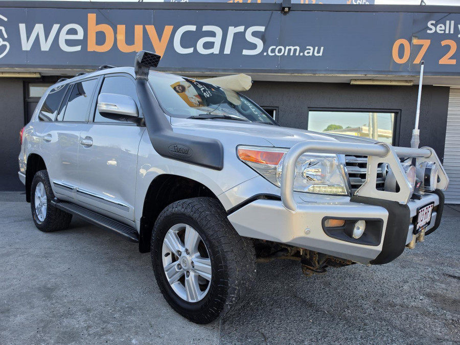 2012 MY10 Toyota LandCruiser VDJ200R Sahara SUV Image 7