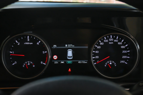 2023 Kia Carnival KA4 SLi People Mover image 21