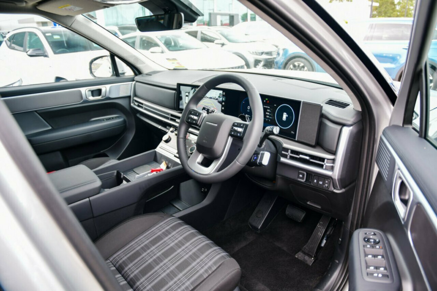 2025 Hyundai Santa Fe MX5.V1 Hybrid SUV Image 18