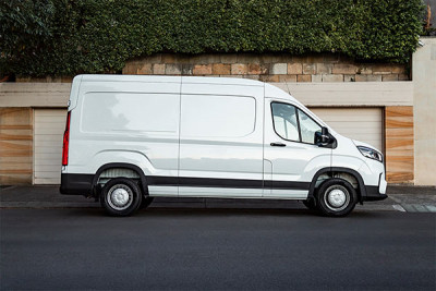 New LDV Deliver 9 Large Van
