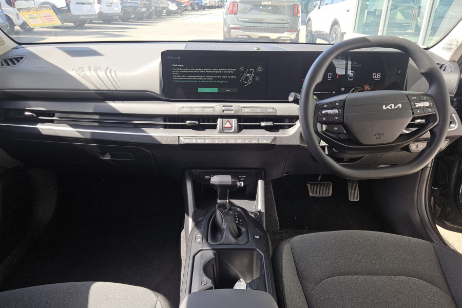 2024 MY25 Kia K4 CL4m S Sedan Image 17