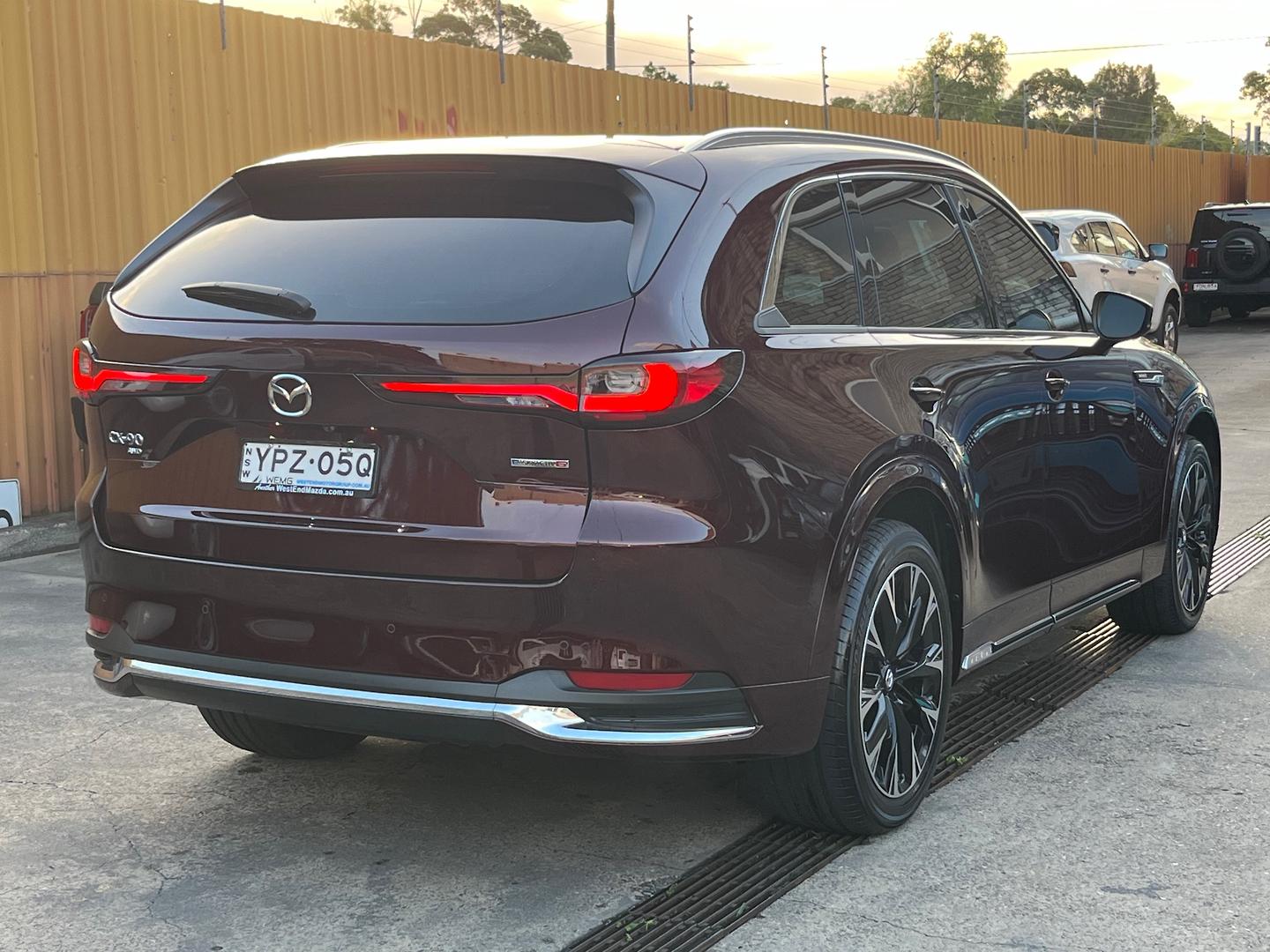 2024 Mazda CX-90 KK G50e Azami SUV Image 7