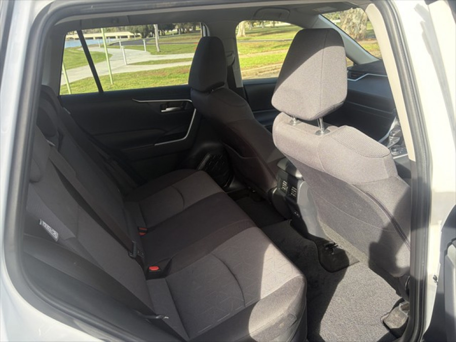 2024 Toyota RAV4 AXAH54R GXL SUV Image 10