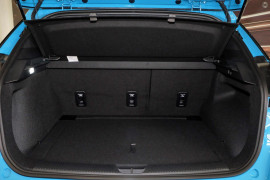 2024 MG MG4 MEH32 Essence 64 Hatch