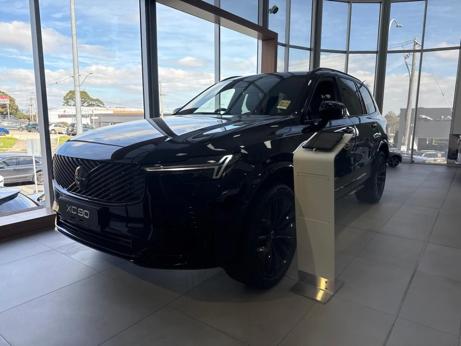 2026 Volvo XC90 L Series  Black Edition SUV Image 1
