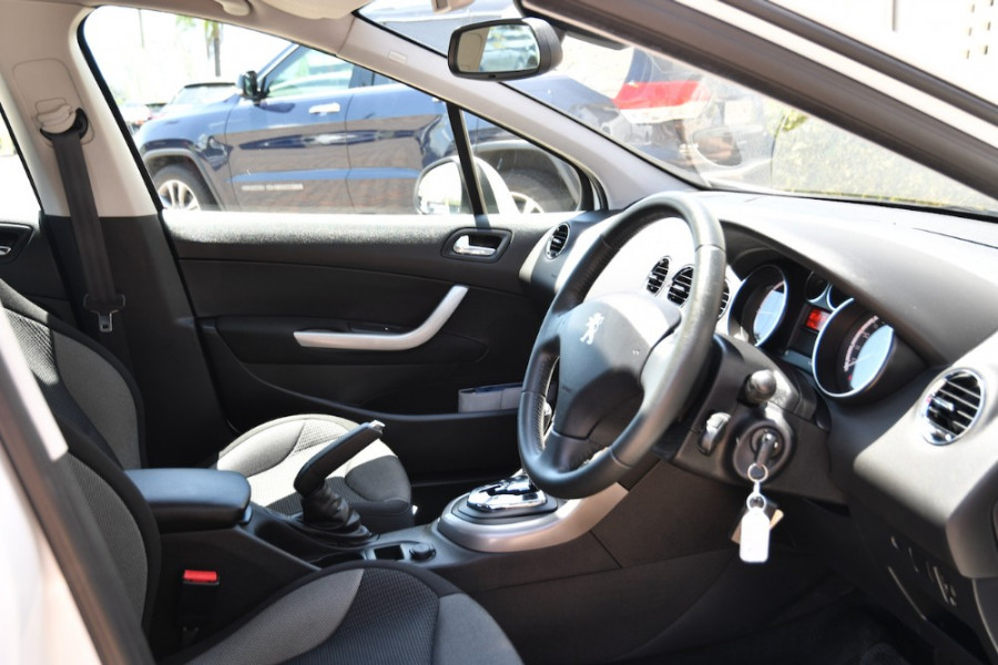 2011 MY12 Peugeot 308 T7 MY12 Active Hatchback Image 10