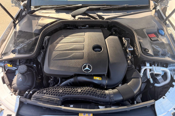 2018 Mercedes-Benz C-Class W205 C300 Sedan Image 25