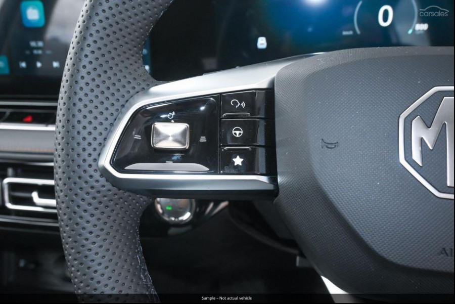 2025 MG HS AS33 Hybrid+ Excite SUV Image 11