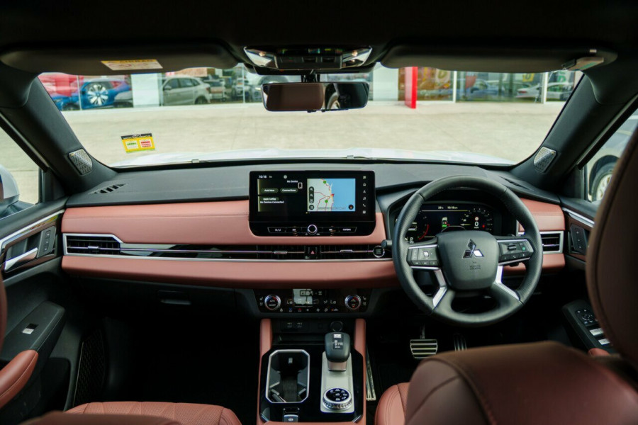 2025 Mitsubishi Outlander ZM Exceed Tourer SUV Image 20