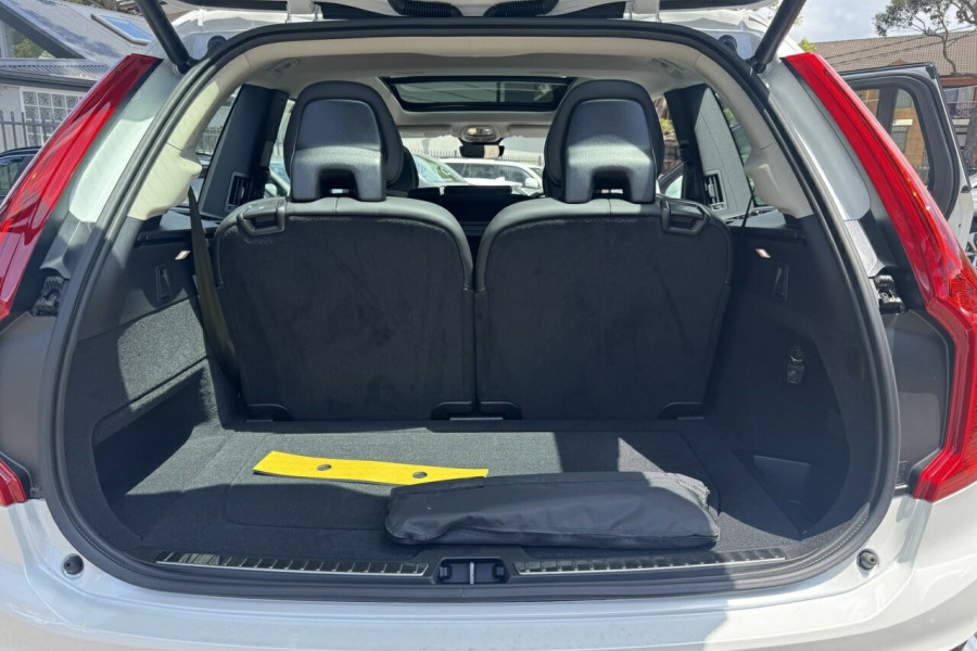 2024 MY25 Volvo XC90 L Series Ultra B6 Bright SUV Image 21