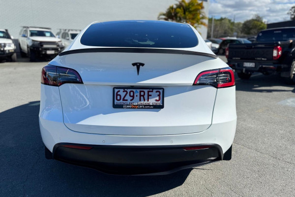 2023 Tesla Model Y  Rear-Wheel Drive SUV Image 9