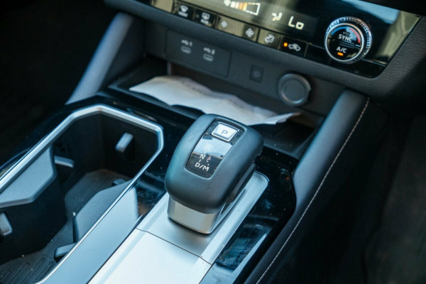 2025 Mitsubishi Outlander ZM LS SUV Image 14