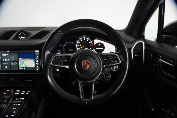 2018 Porsche Cayenne E-Hybrid SUV Image 14