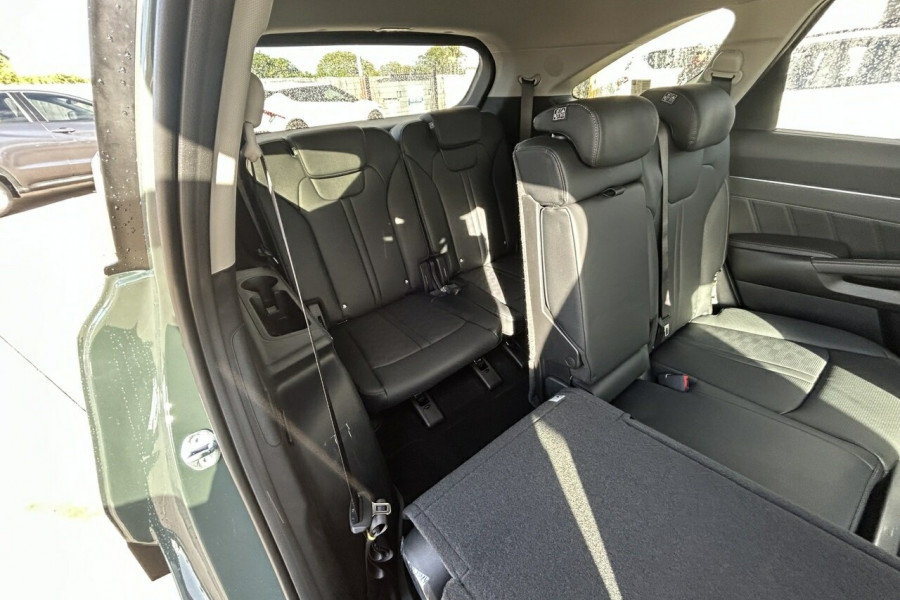 2025 Kia Sorento MQ4 PE Sport+ SUV Image 18