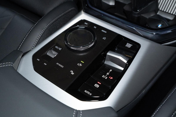 2026 BMW X3 G45 30e xDrive SUV image 13