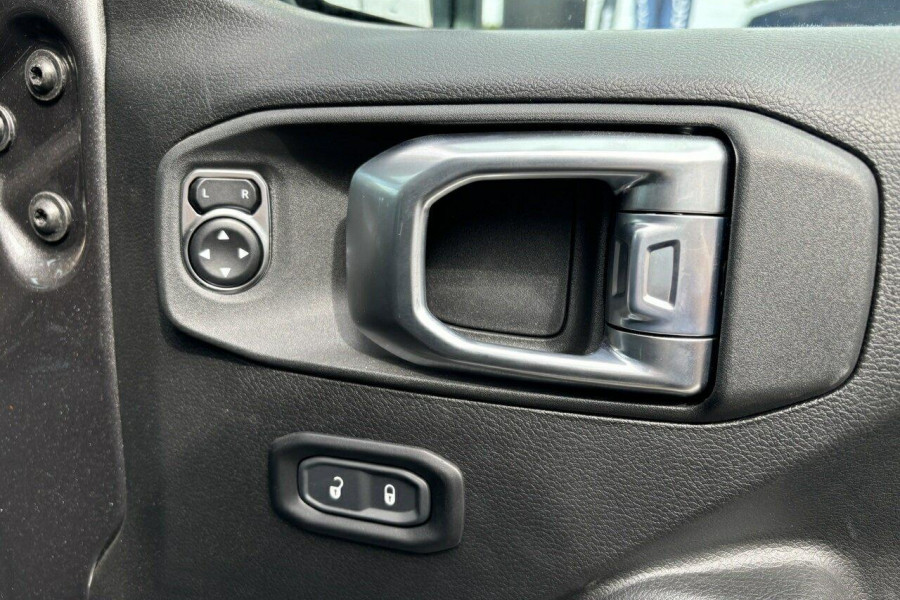 2023 Jeep Gladiator JT Night Eagle Pickup Image 17