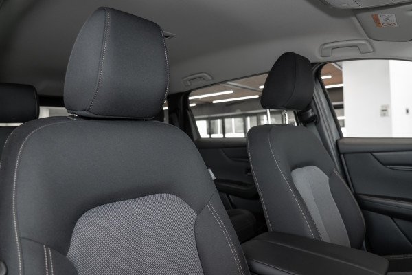 2024 Mazda CX-80 KL G40e Pure SUV Image 9