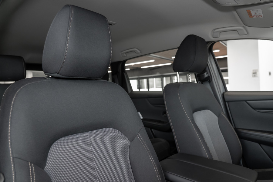 2024 Mazda CX-80 KL G40e Pure SUV Image 9
