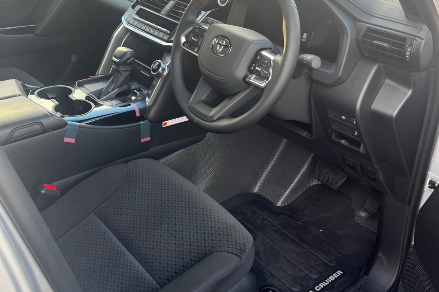 2025 Toyota LandCruiser FJA300R GX (Series 2) SUV Image 17