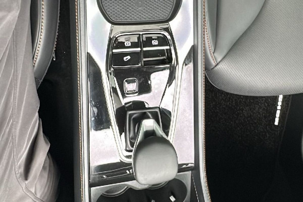 2024 MG HS SAS23 Essence SUV Image 17