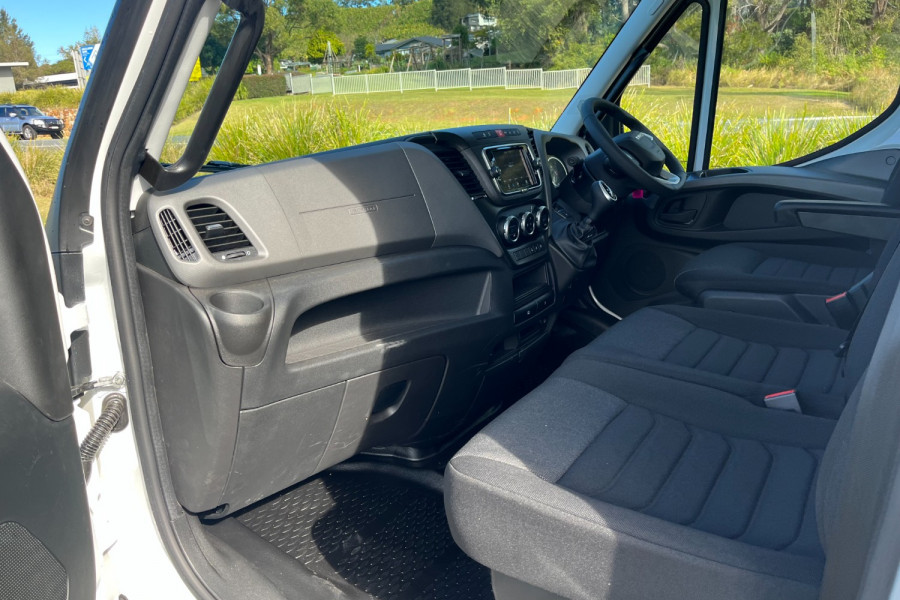 2024 Iveco Daily 35S14 Van Image 11