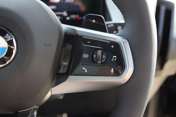 2025 BMW X3 G45 40d xDrive SUV image 20