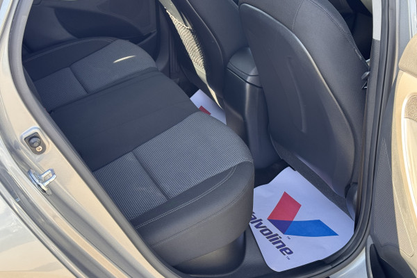 2015 Hyundai i30 GD2 Active Hatch Image 14