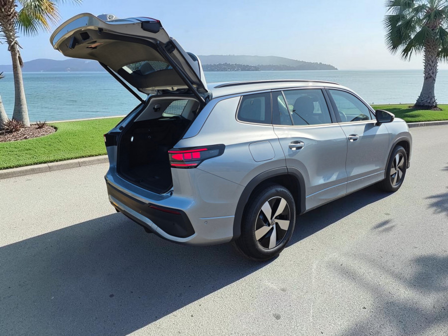 2025 Volkswagen Tayron R4 110TSI Life SUV Image 8