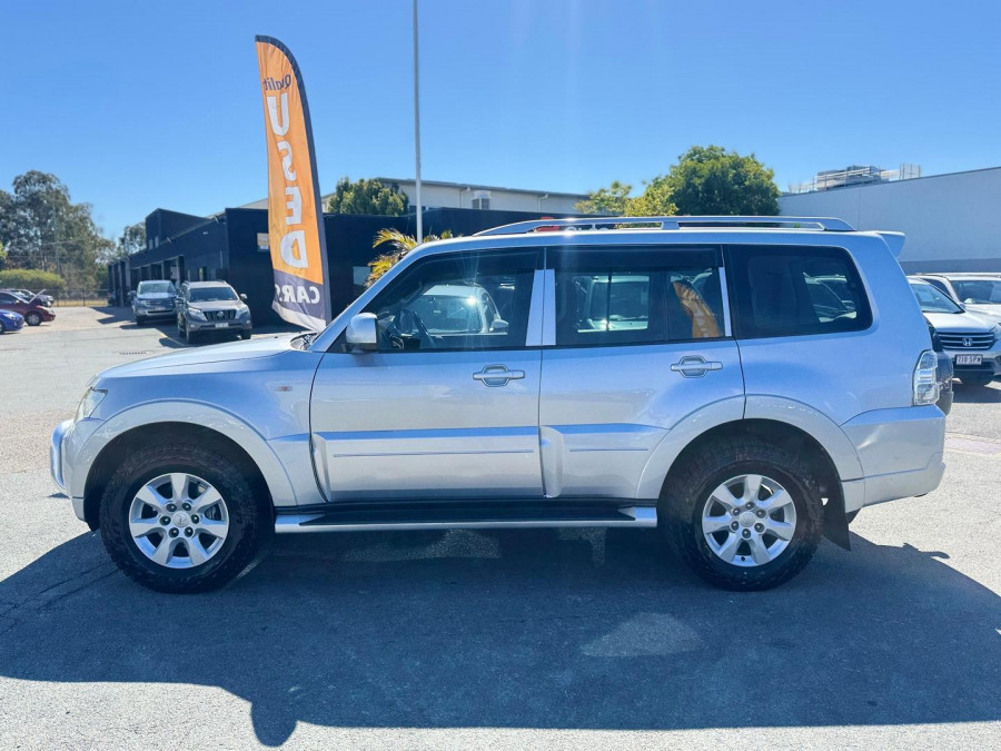 2010 Mitsubishi Pajero NT GLX SUV Image 11
