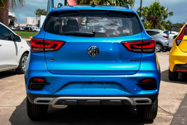 2024 MG ZST  Core SUV